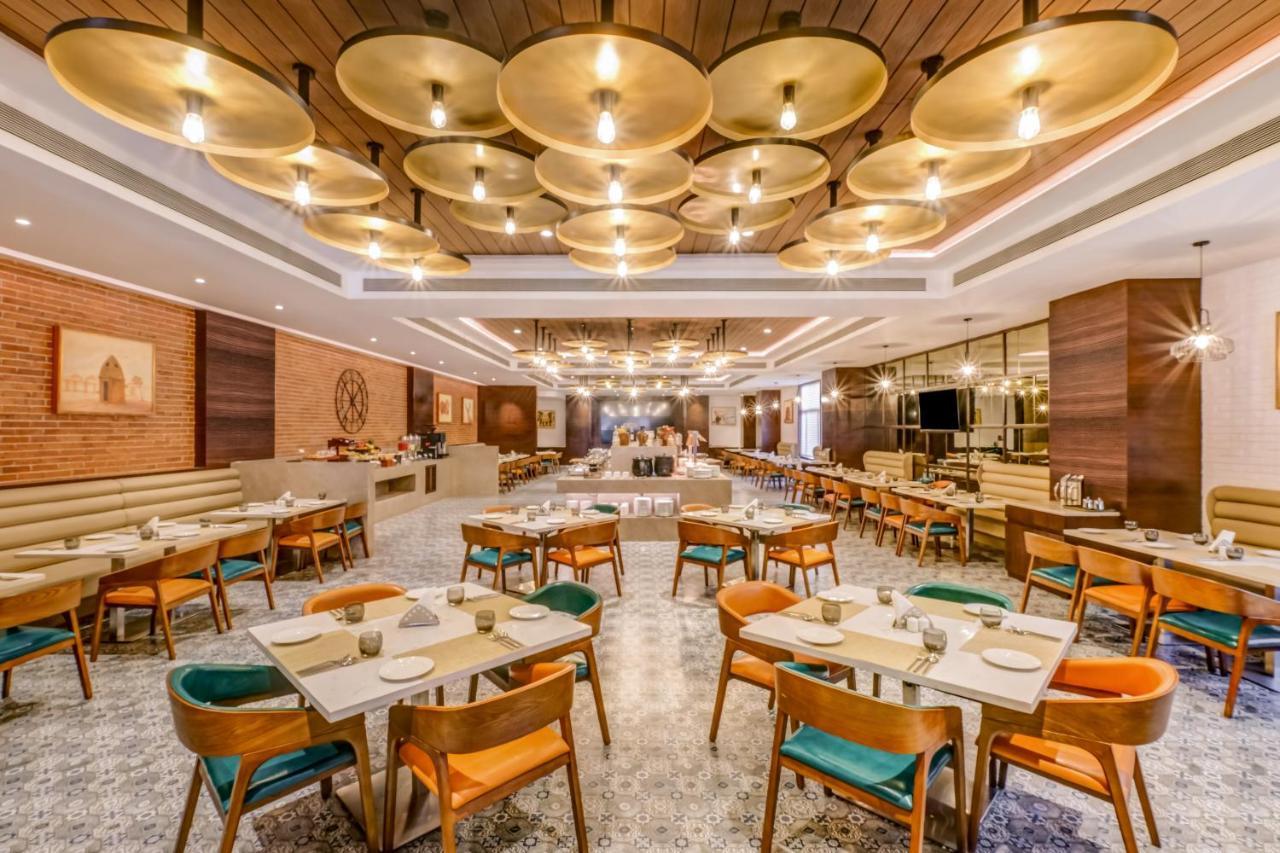 ホテル Lemon Tree Premier, Dwarka エクステリア 写真
