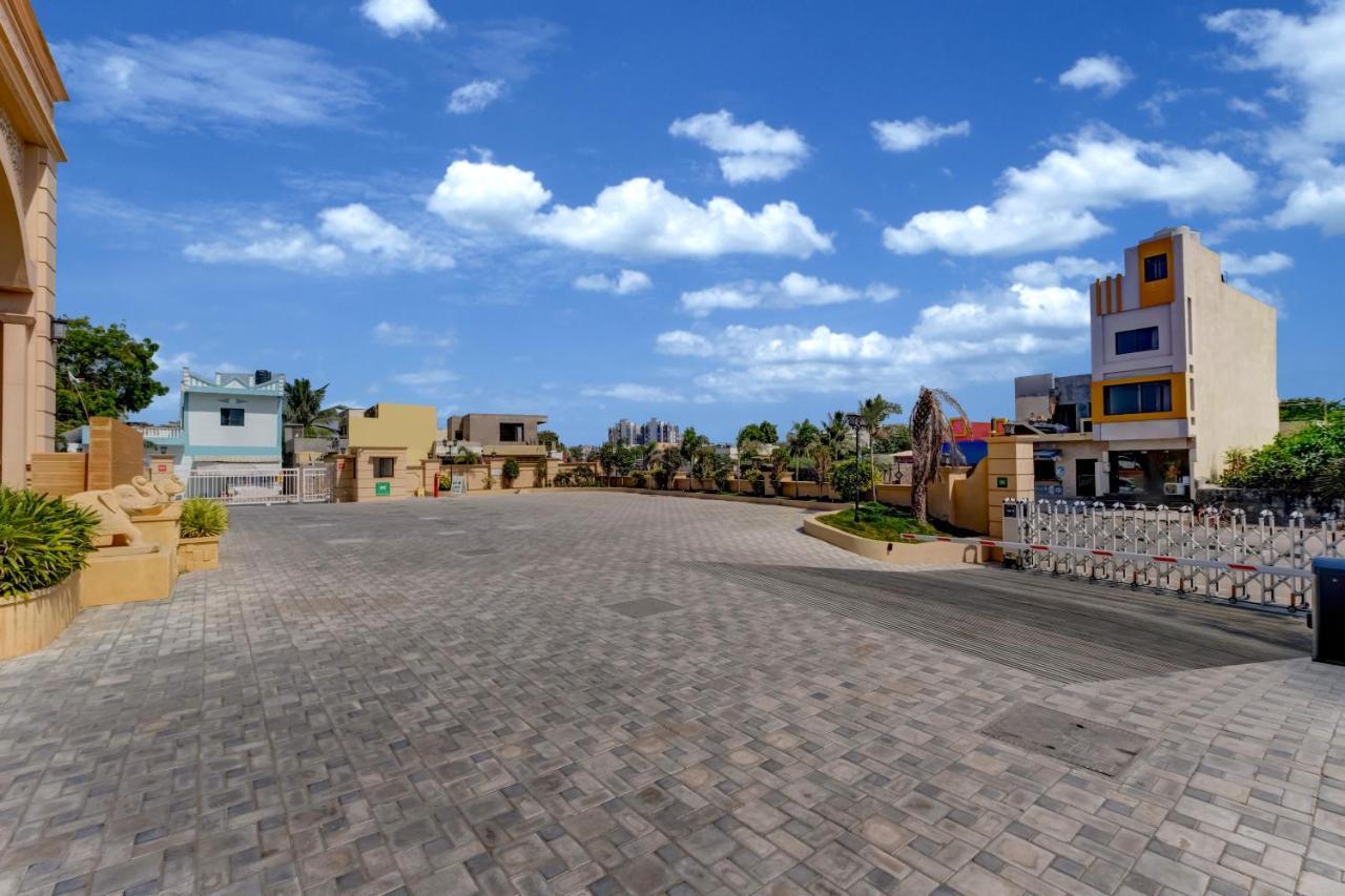ホテル Lemon Tree Premier, Dwarka エクステリア 写真